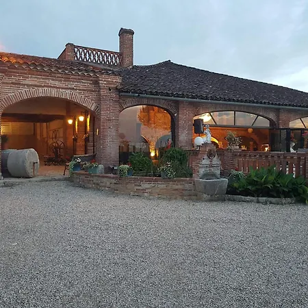 Duplex Au Chateau Saint Louis Appartamento